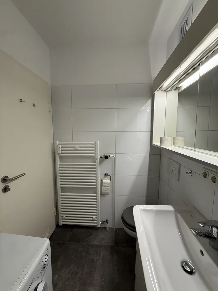 2 Zimmer Wohnung mit 44 m² in München – Bild 6