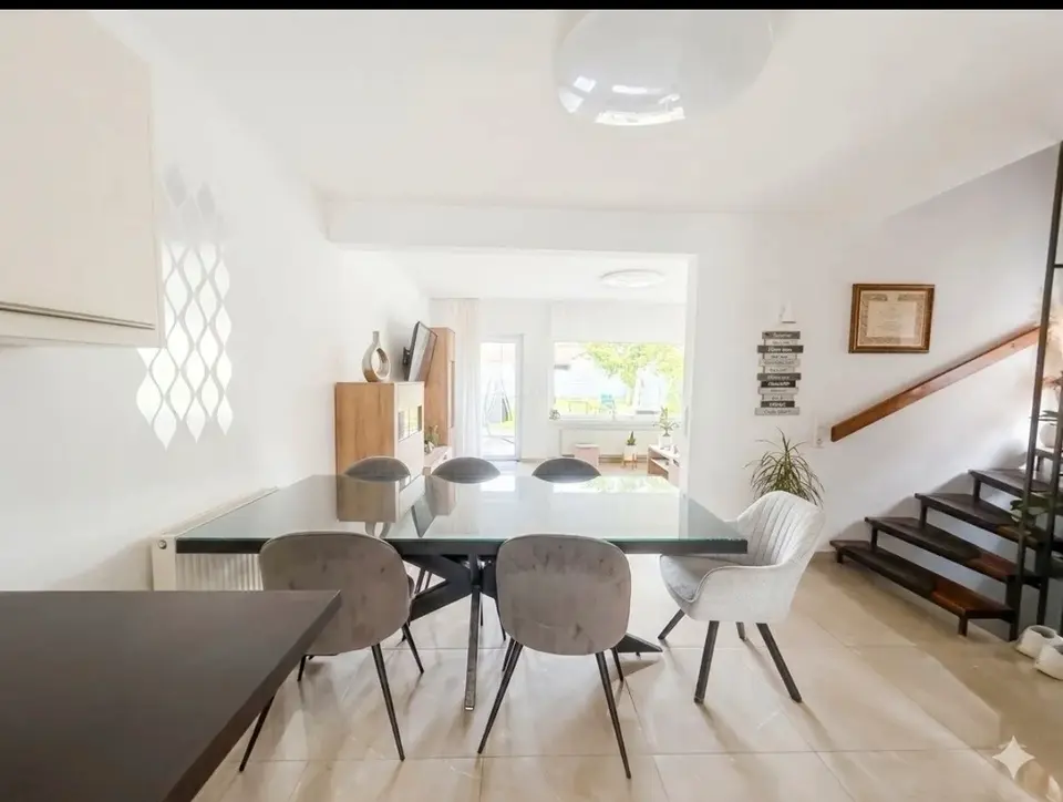 5 Zimmer Haus mit 348 m² in Heilbronn – Bild 3