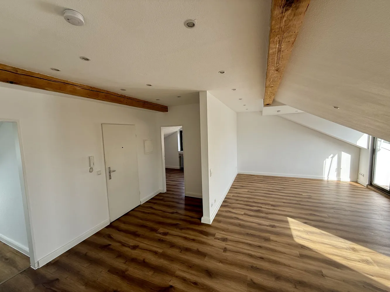 2 Zimmer Wohnung mit 53 m² in Düsseldorf – Bild 6