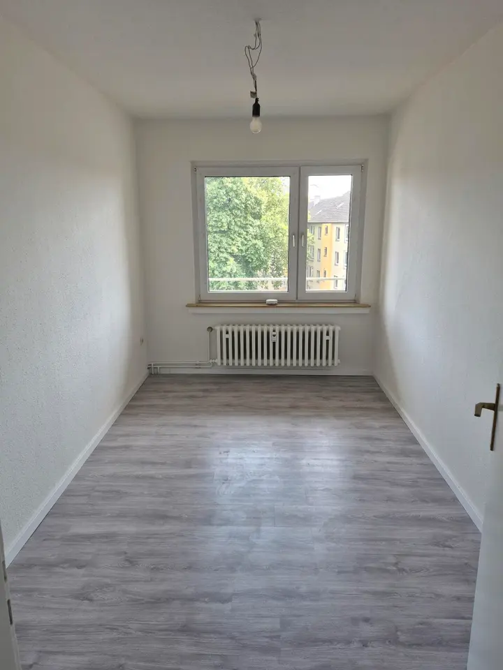 5 Zimmer Wohnung mit 92 m² in Duisburg – Bild 9