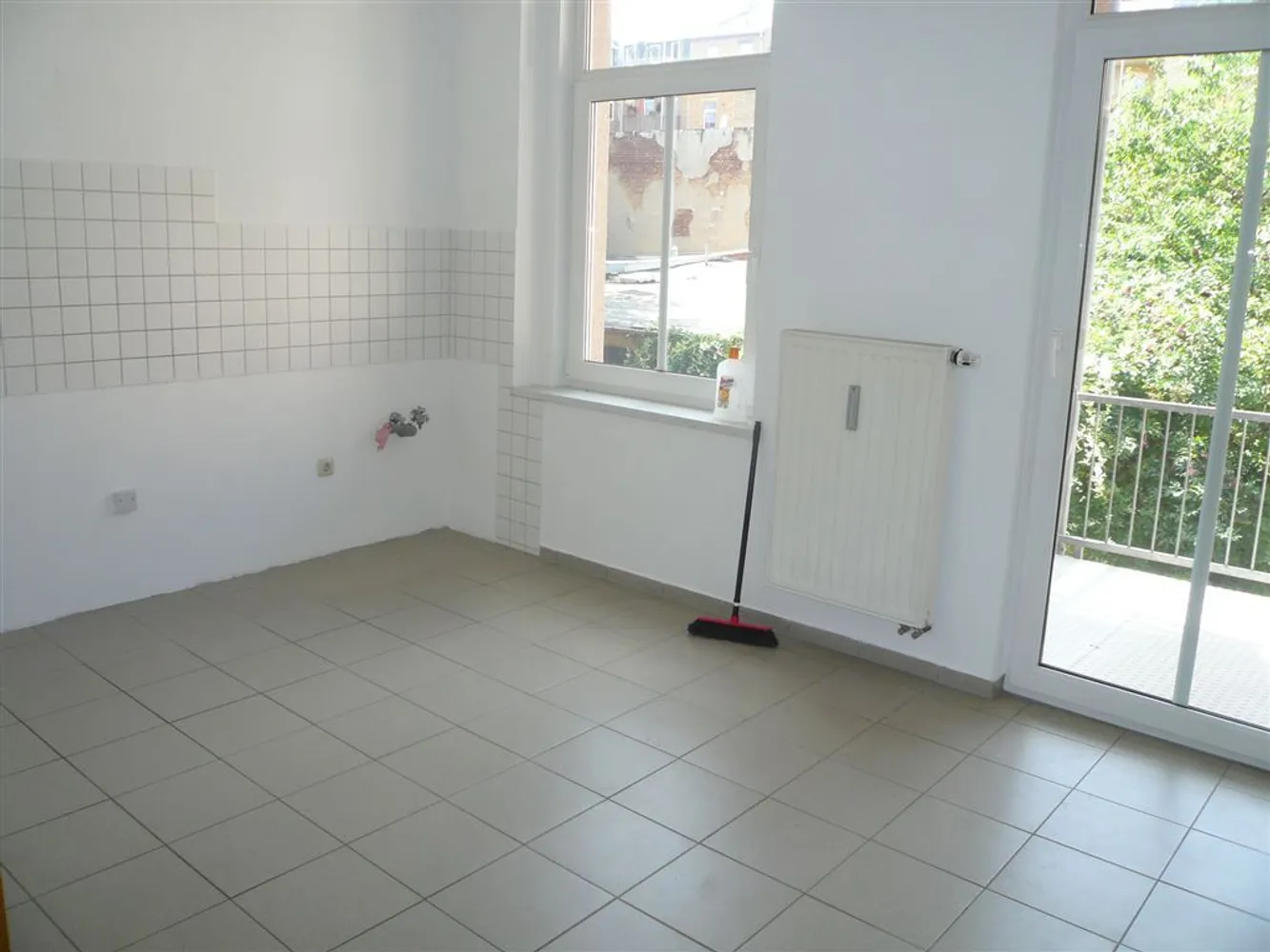2 Zimmer Wohnung mit 59 m² in Plauen – Bild 2