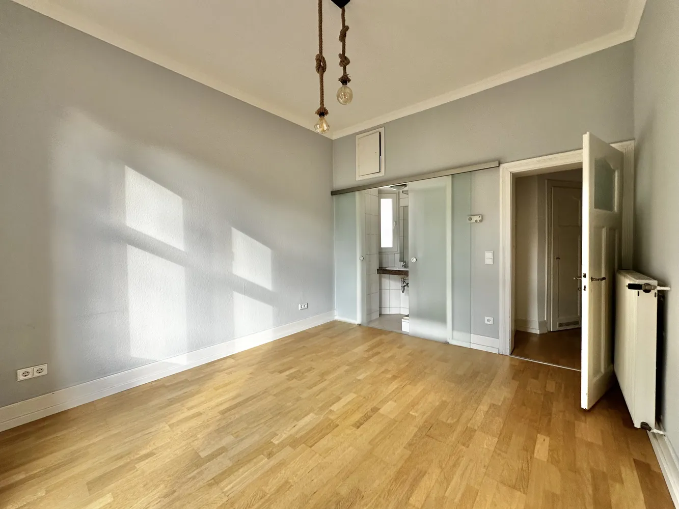 2 room apartment with 58 m² in Frankfurt am Main – Photo 2
