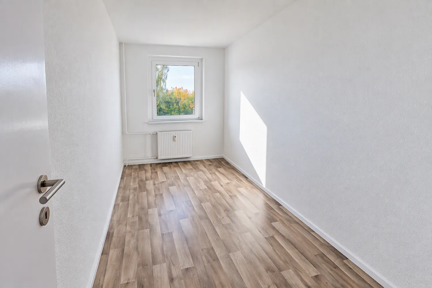4 Zimmer Wohnung mit 80 m² in Neubrandenburg – Bild 3