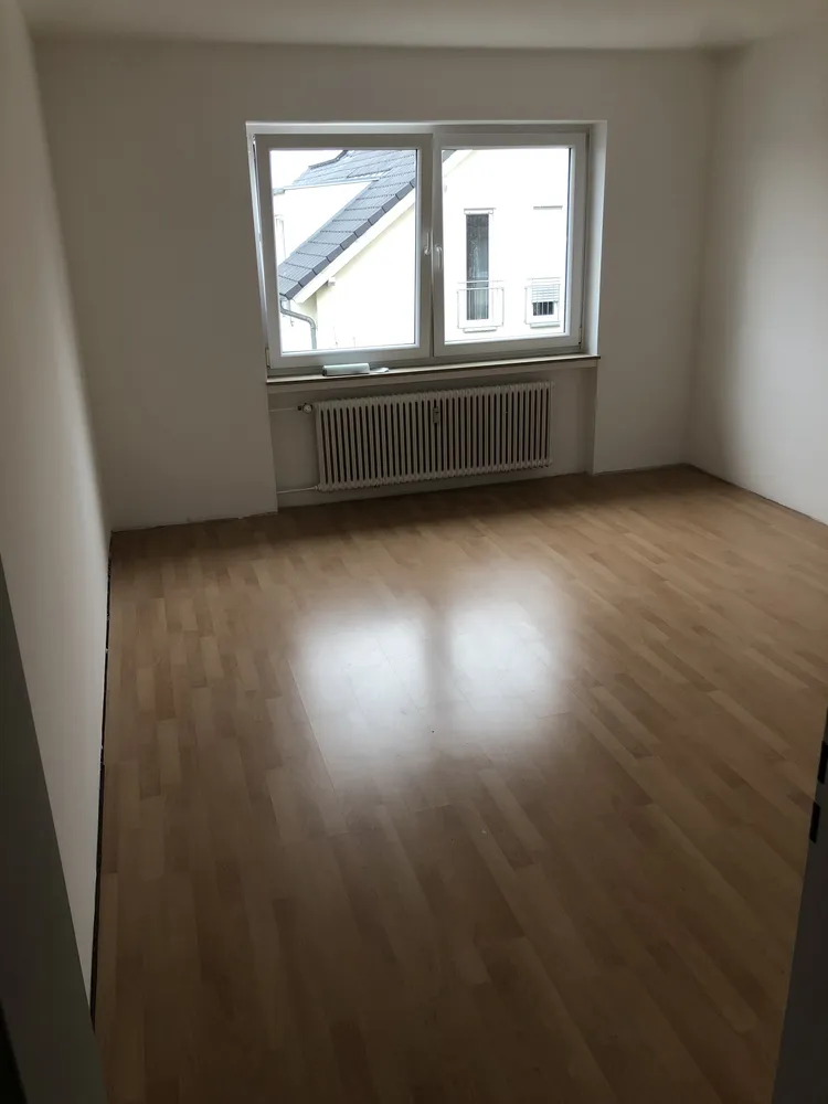 2 Zimmer Wohnung mit 70 m² in Bergisch Gladbach – Bild 4