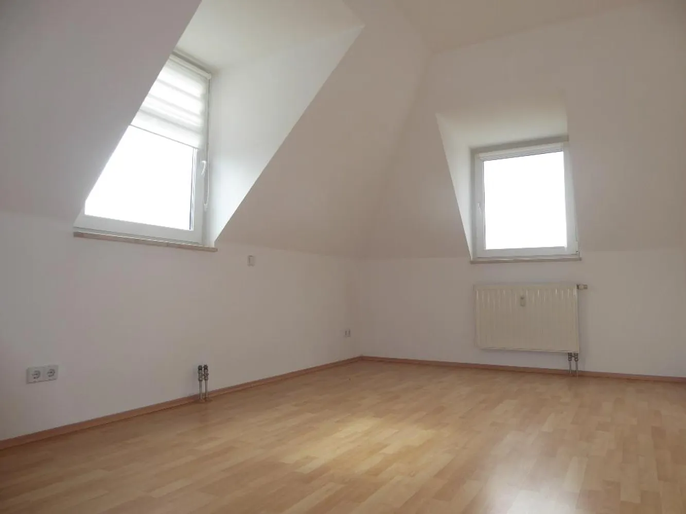 2 Zimmer Wohnung mit 58 m² in Plauen – Bild 8