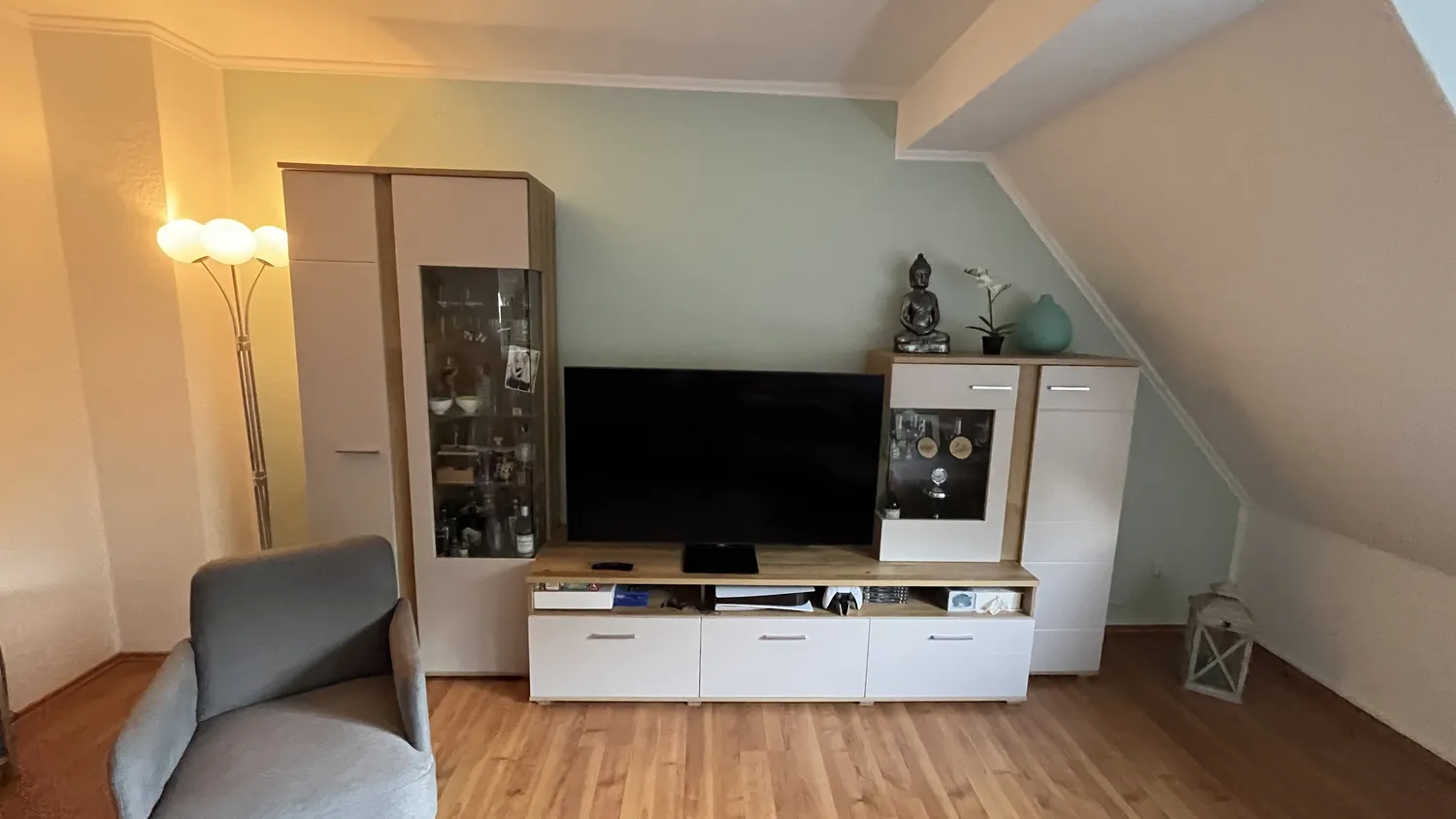 3 Zimmer Wohnung mit 76 m² in Essen – Bild 2