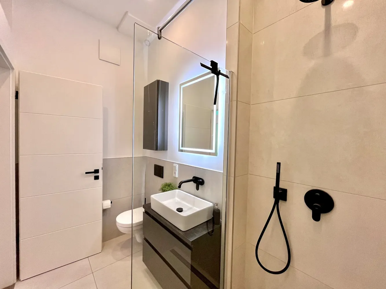Shared room with 16 m² in Munich – Photo 6