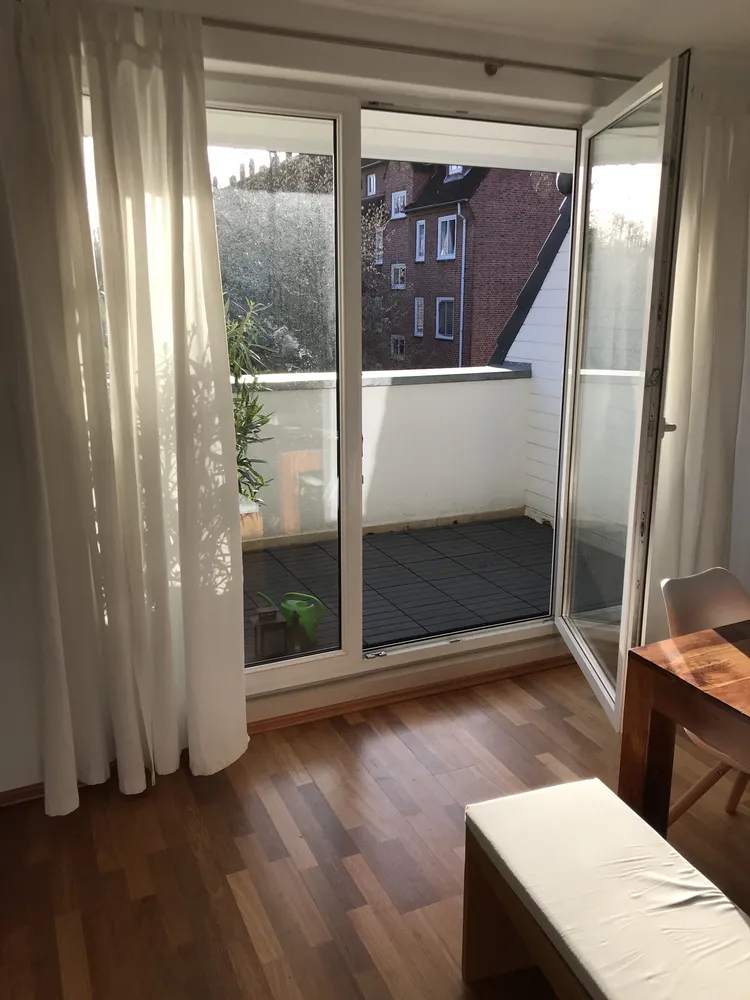 3 Zimmer Wohnung mit 82 m² in Hamburg – Bild 12