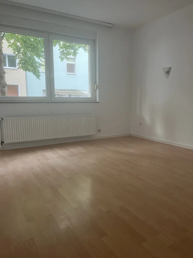 2 Zimmer Wohnung mit 63 m² in Köln – Bild 4