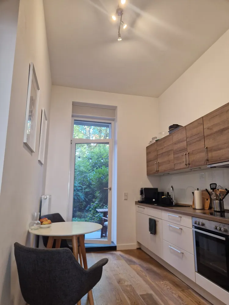 2 room apartment with 58 m² in Cologne – Photo 4