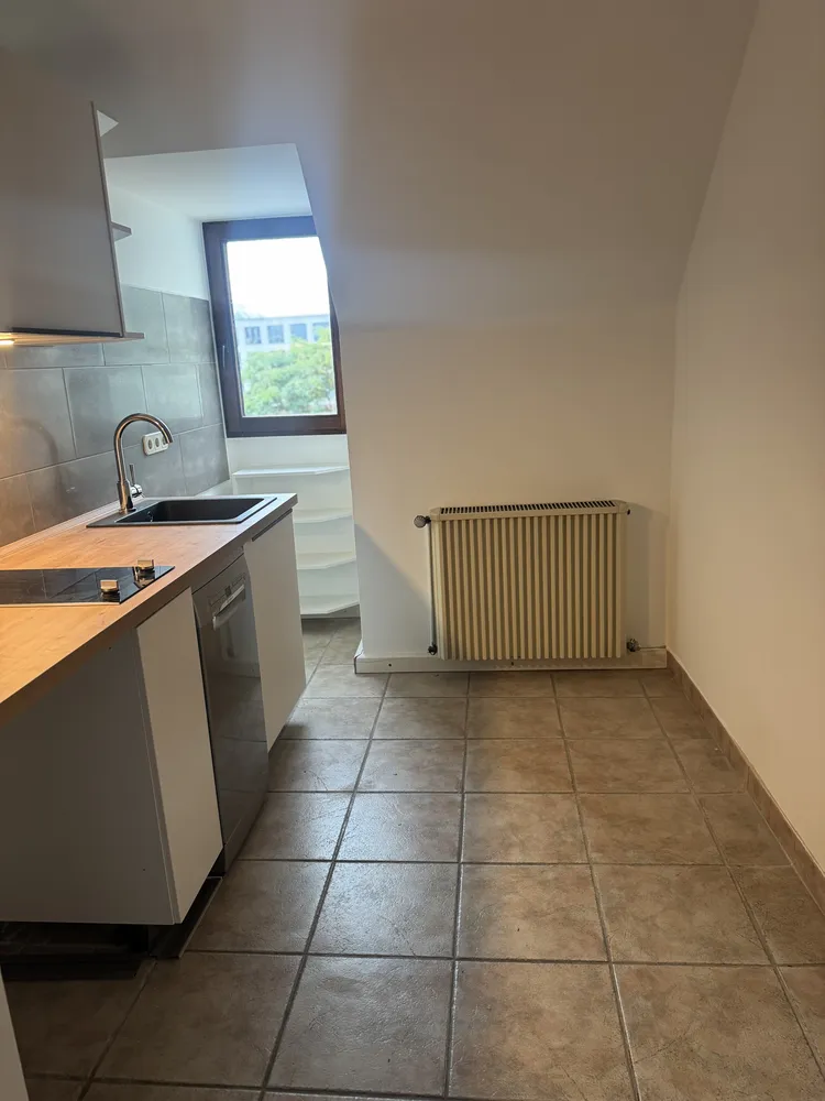 2 room apartment with 70 m² in Cologne – Photo 2