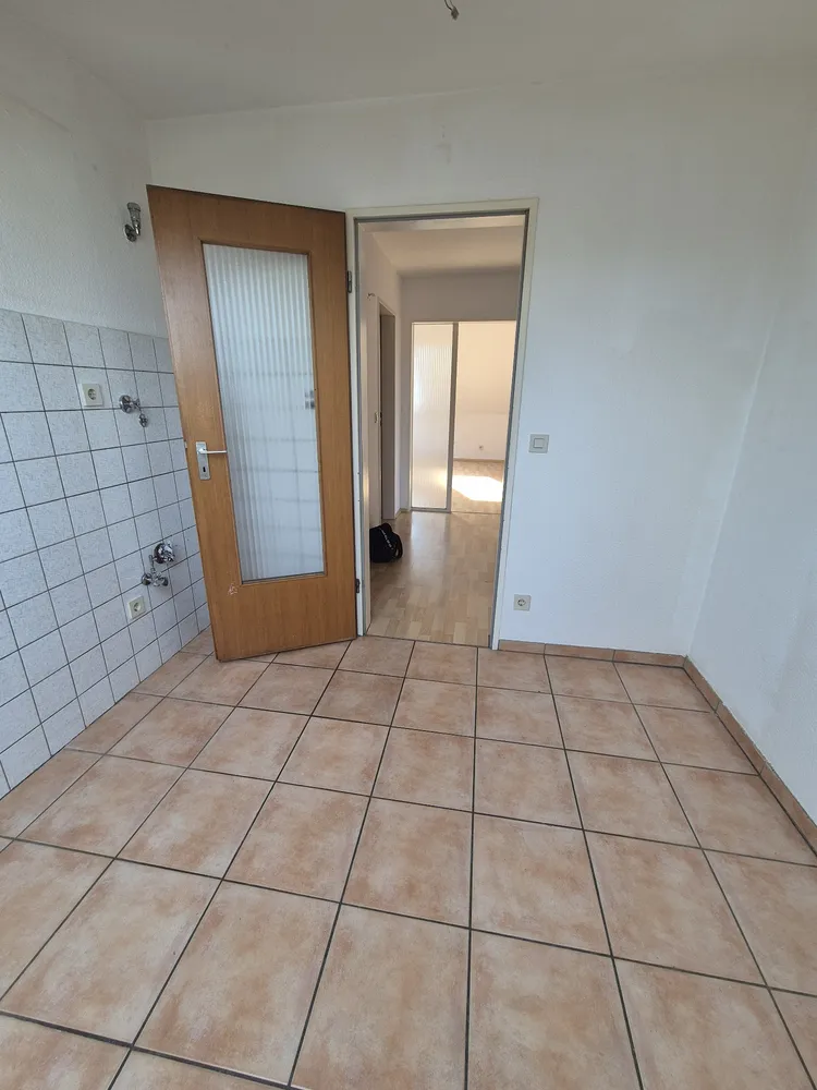 2 Zimmer Wohnung mit 64 m² in Duisburg – Bild 2