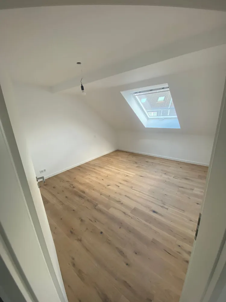4 Zimmer Wohnung mit 112 m² in Köln – Bild 4