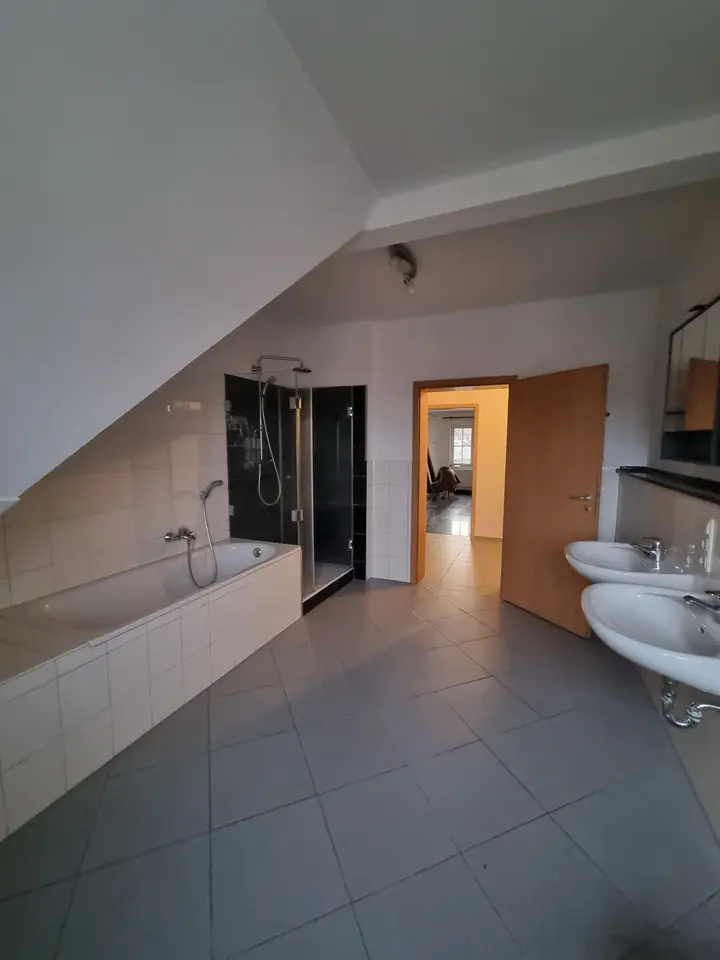 3 Zimmer Wohnung mit 120 m² in Viersen – Bild 5