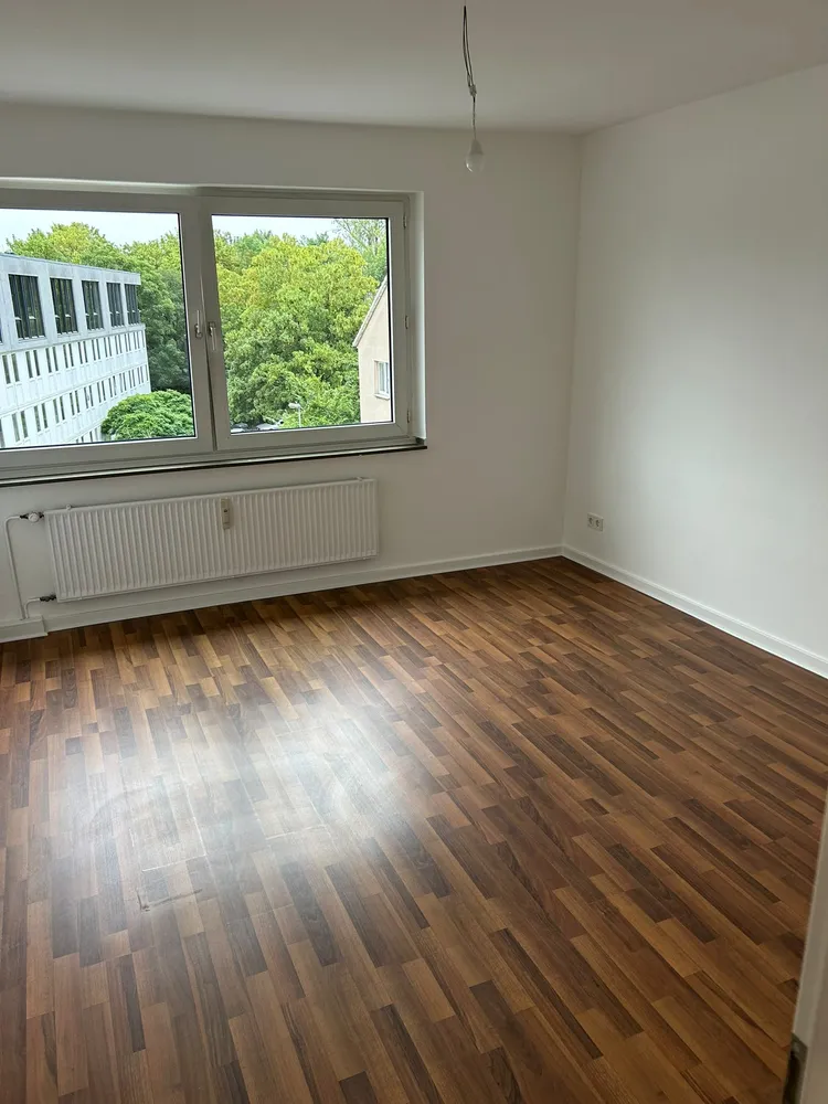 3 Zimmer Wohnung mit 70 m² in Köln – Bild 2