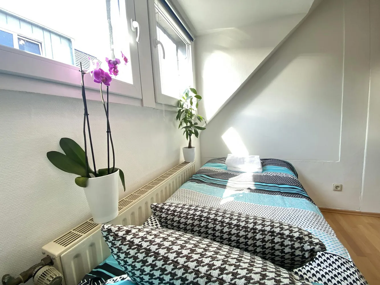 WG-Zimmer in Hürth – Bild 2