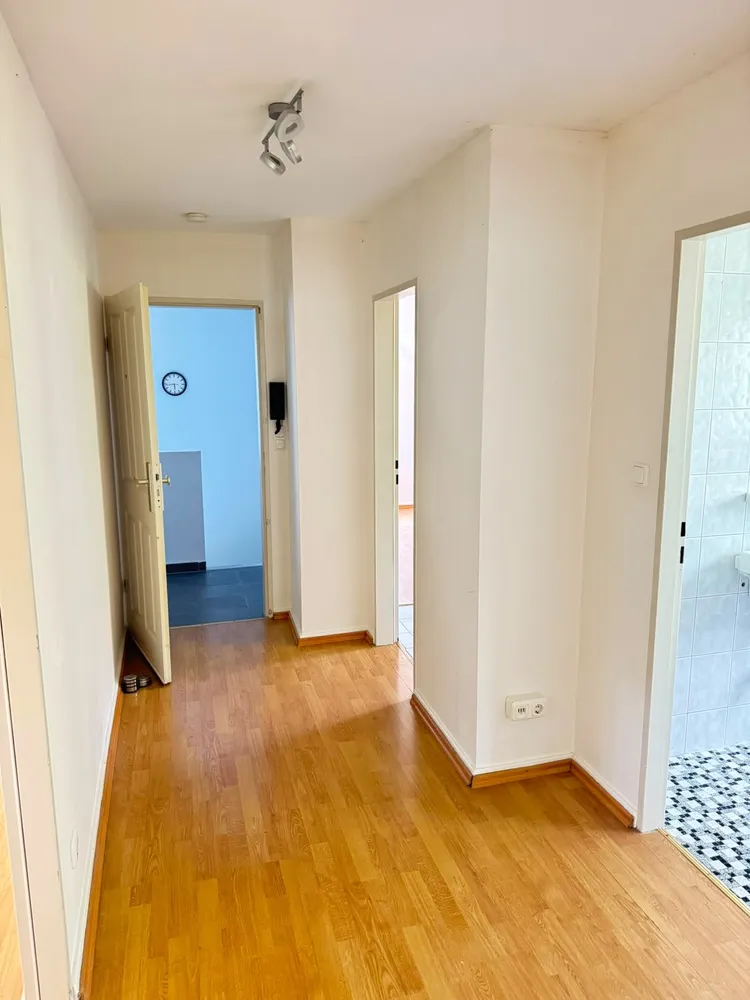 4 Zimmer Wohnung mit 80 m² in Frankfurt am Main – Bild 5