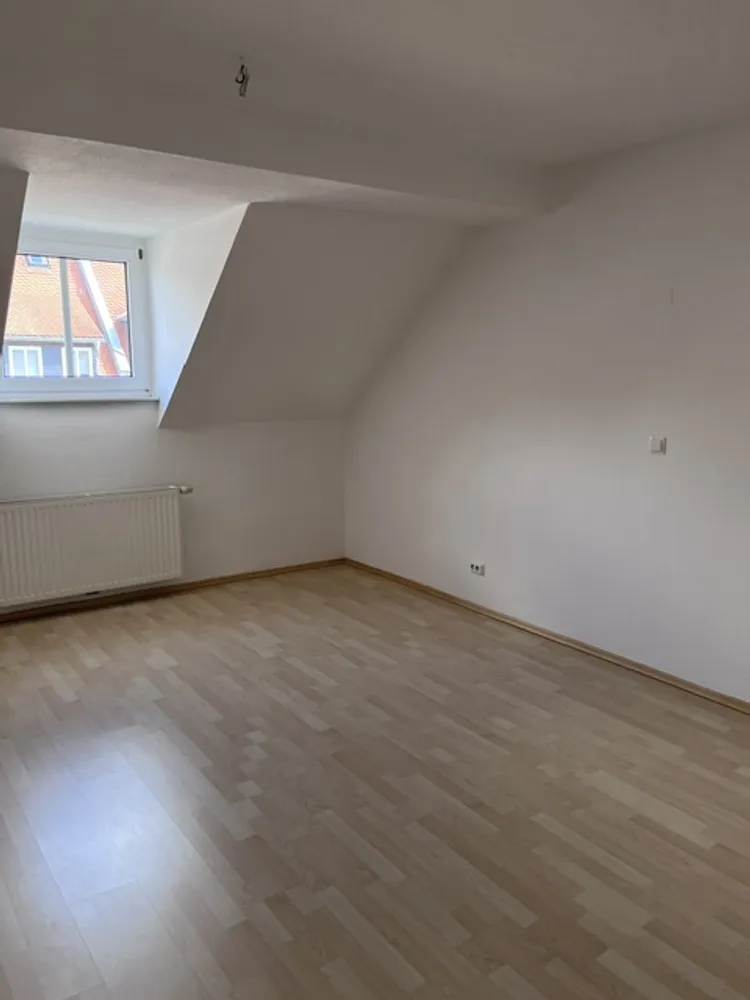 4 Zimmer Wohnung mit 106 m² in Altenburg – Bild 5