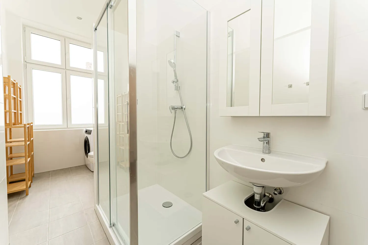Shared room with 15 m² in Berlin – Photo 3