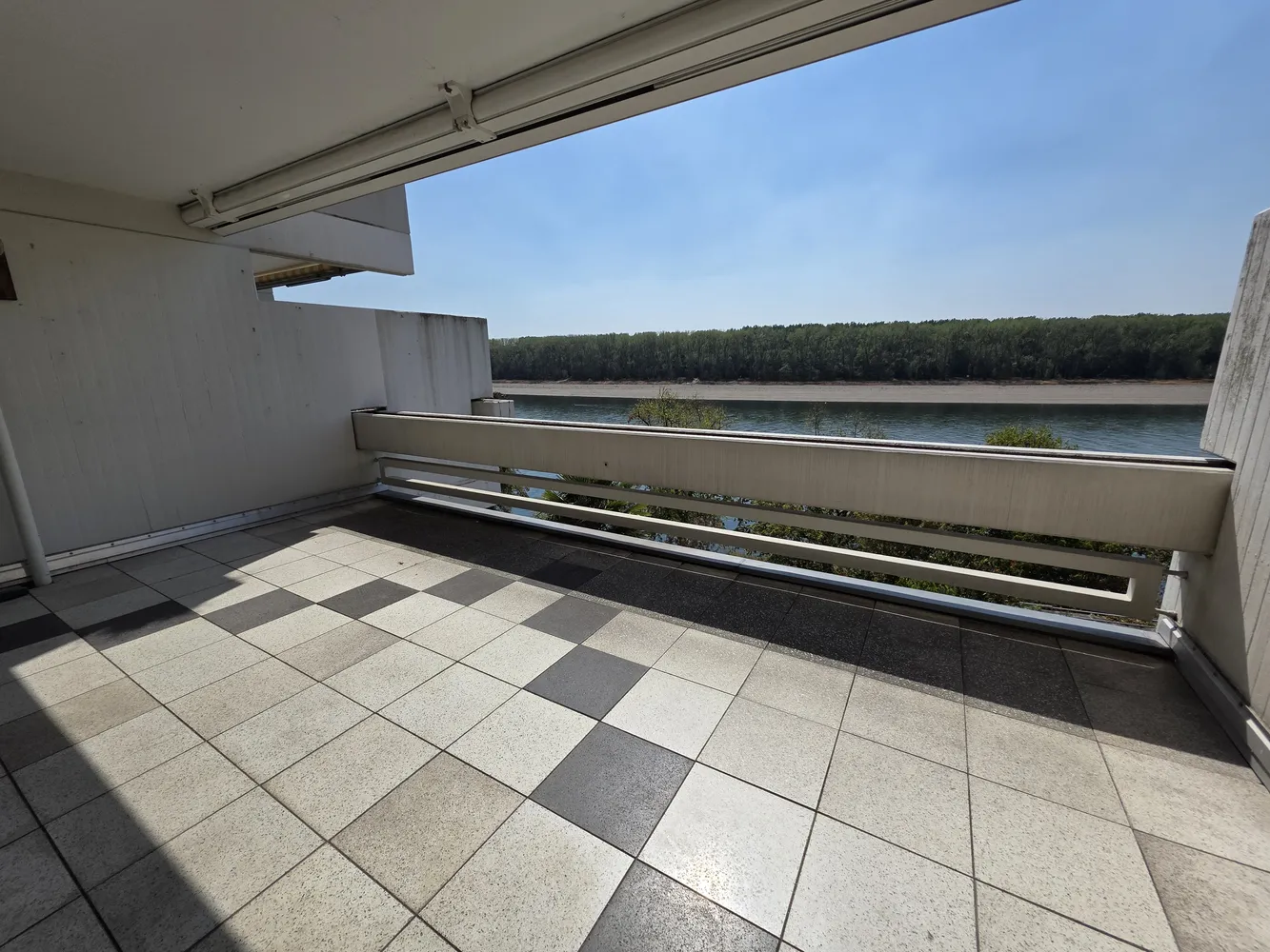 3 Zimmer Wohnung mit 128 m² in Köln – Bild 1