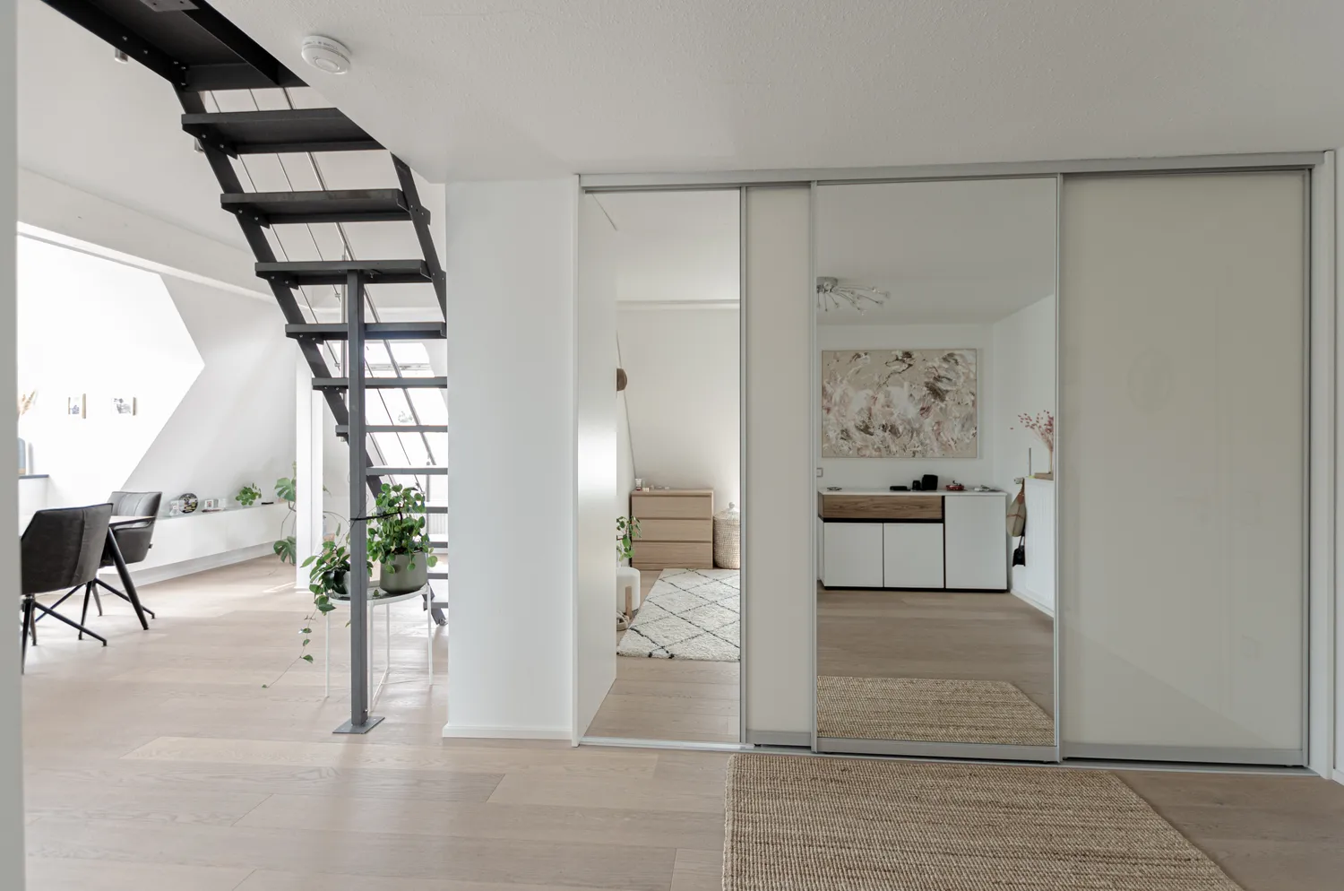 3 room apartment with 93 m² in Augsburg – Photo 7