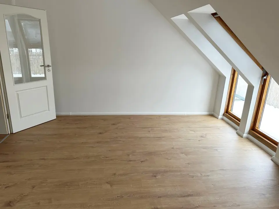 2 room apartment with 65 m² in Chemnitz – Photo 8
