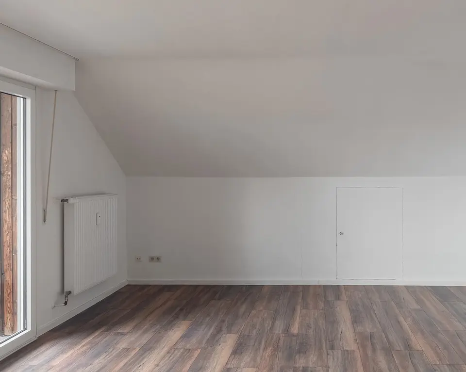 3 Zimmer Wohnung mit 122 m² in Lohmar – Bild 2