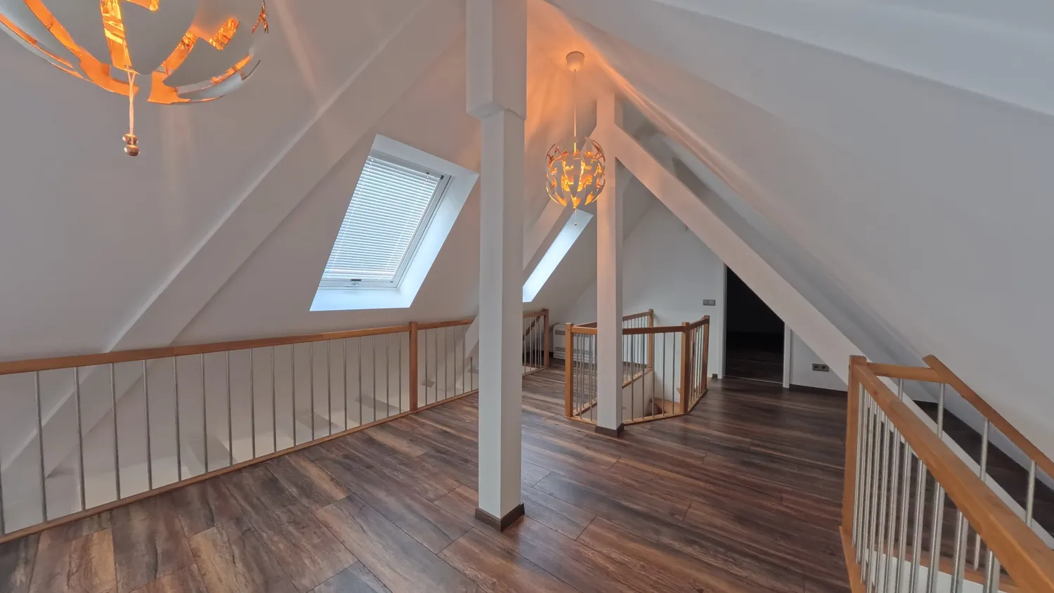3 Zimmer Wohnung mit 111 m² in München – Bild 4