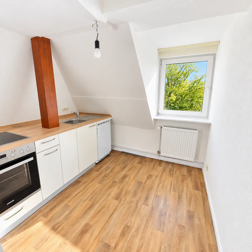 2 Zimmer Wohnung mit 42 m² in Lübeck – Bild 2