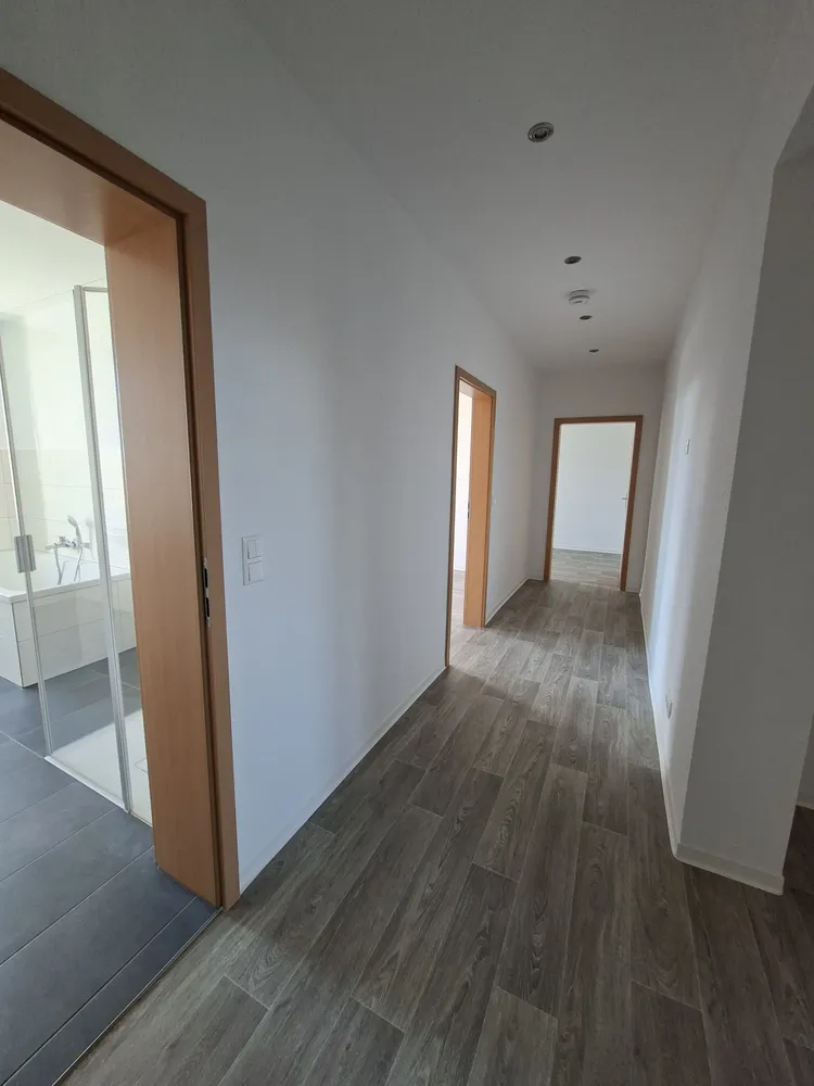 4 room apartment with 102 m² in Limbach-Oberfrohna – Photo 4