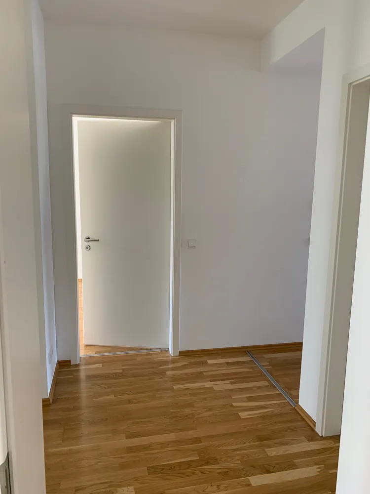 4 Zimmer Wohnung mit 130 m² in Frankfurt am Main – Bild 6