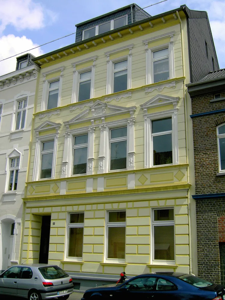 3 Zimmer Wohnung mit 74 m² in Krefeld – Bild 1