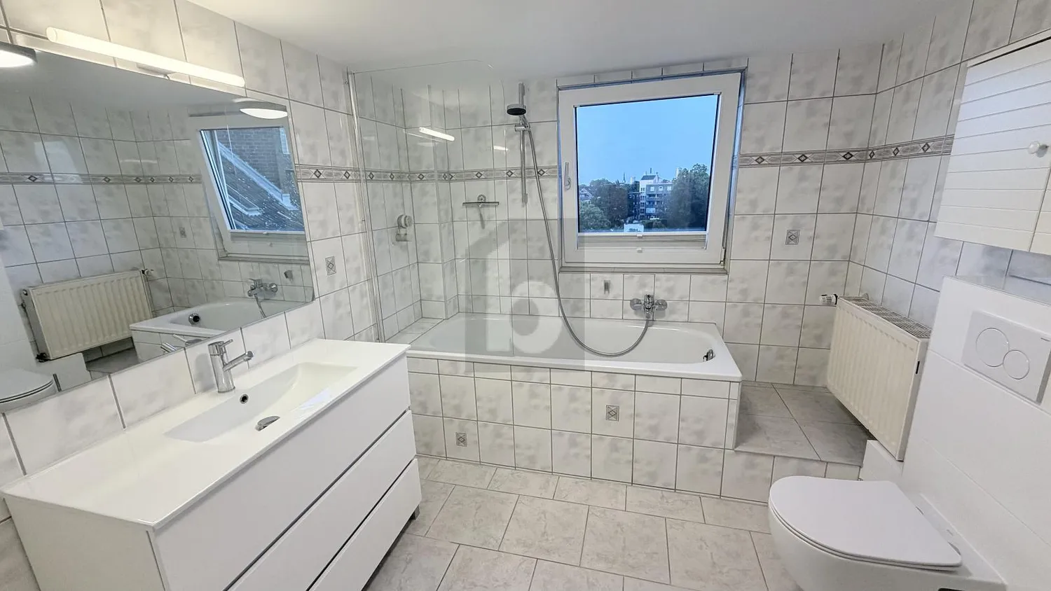 2 Zimmer Wohnung mit 91 m² in Düsseldorf – Bild 1