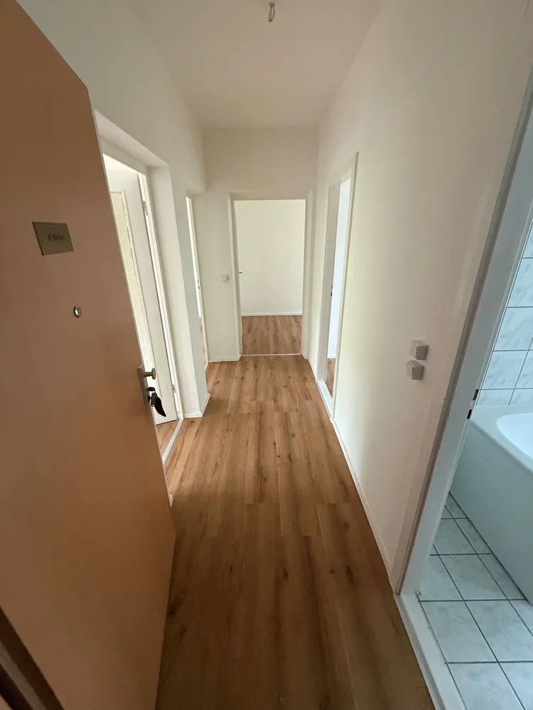 3 Zimmer Wohnung mit 61 m² in Halle (Saale) – Bild 7