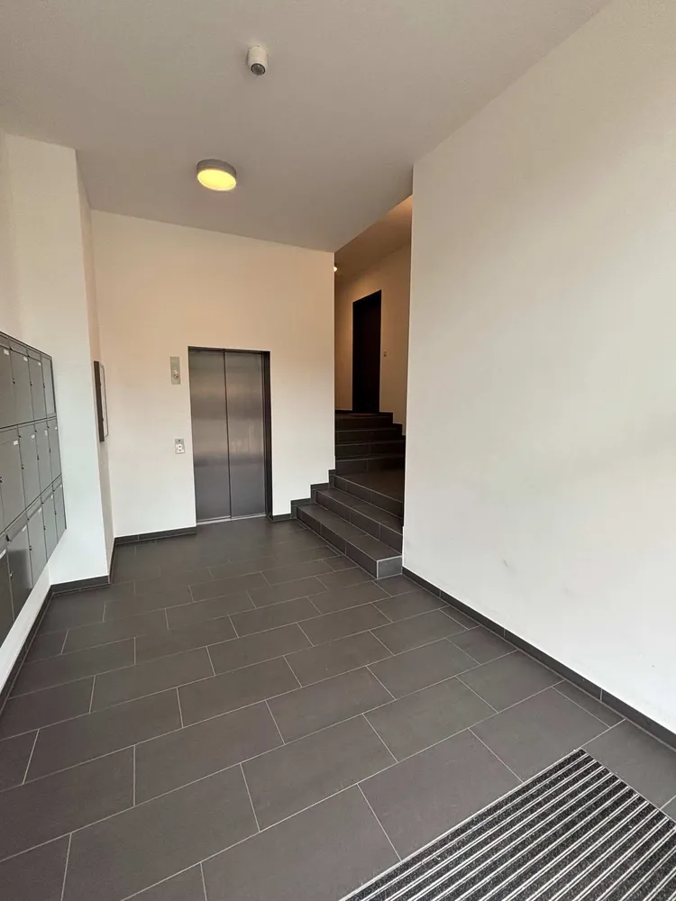 3 Zimmer Wohnung mit 87 m² in Kiel – Bild 2