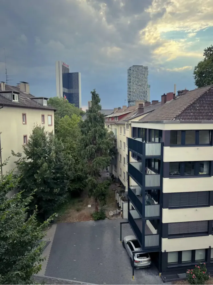 WG-Zimmer mit 20 m² in Frankfurt am Main – Bild 2