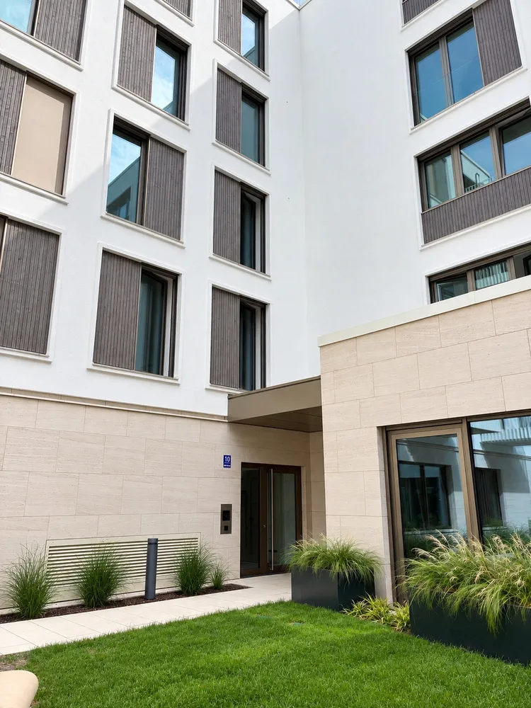 4 Zimmer Wohnung mit 95 m² in München – Bild 1