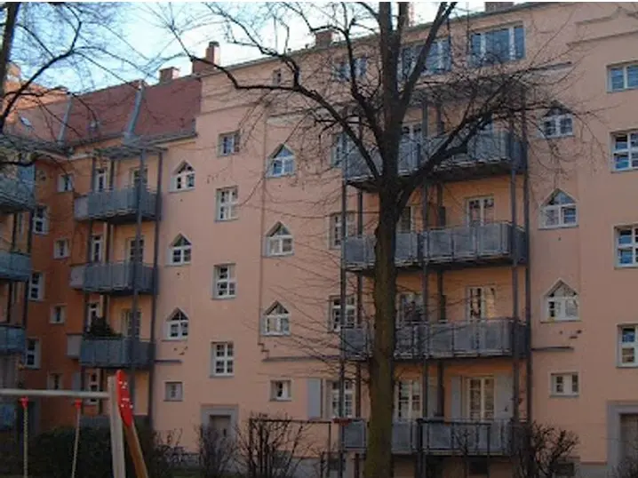 2 Zimmer Haus mit 57 m² in Nürnberg – Bild 8