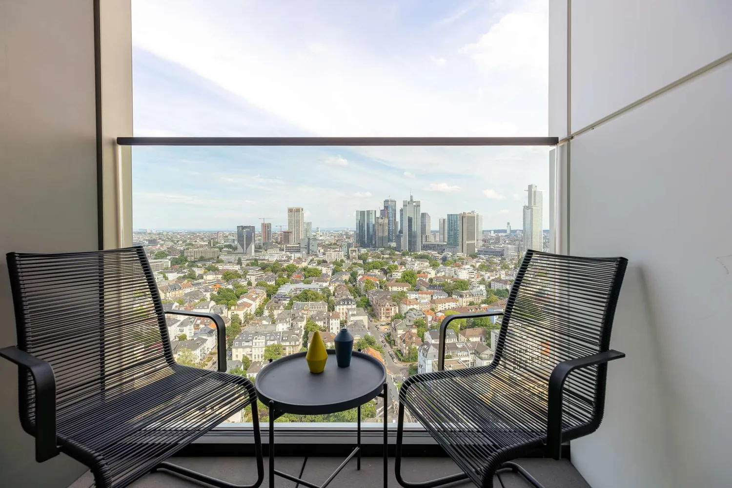 3 Zimmer Wohnung mit 142 m² in Frankfurt am Main – Bild 12