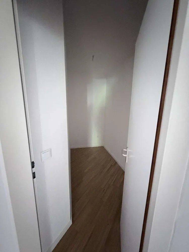 2 Zimmer Wohnung mit 76 m² in München – Bild 8