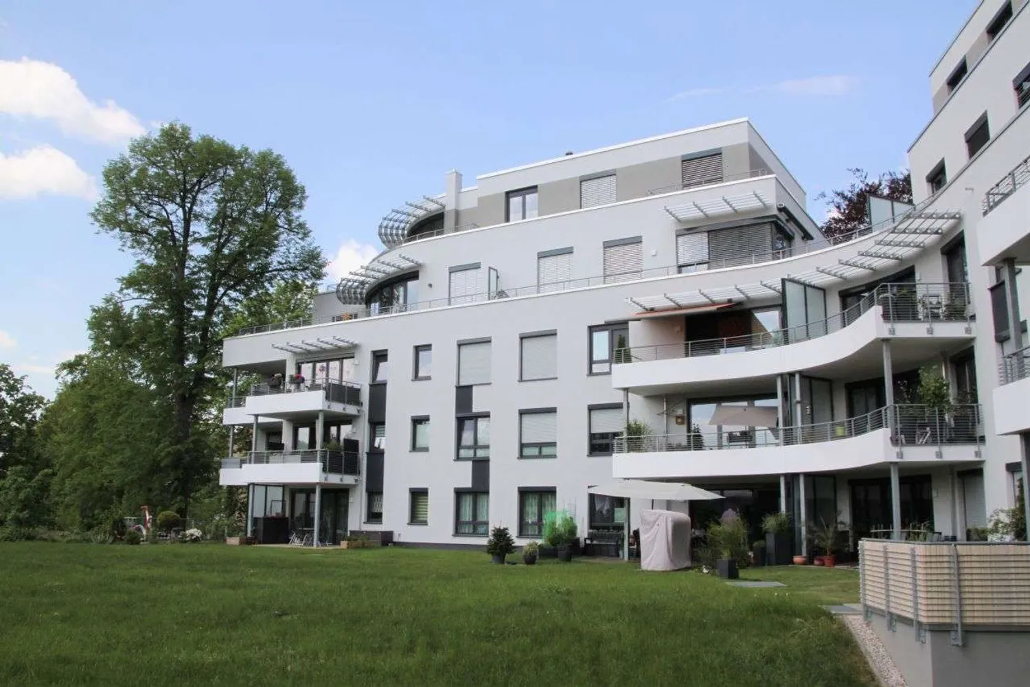 4 room apartment with 138 m² in Chemnitz – Photo 2