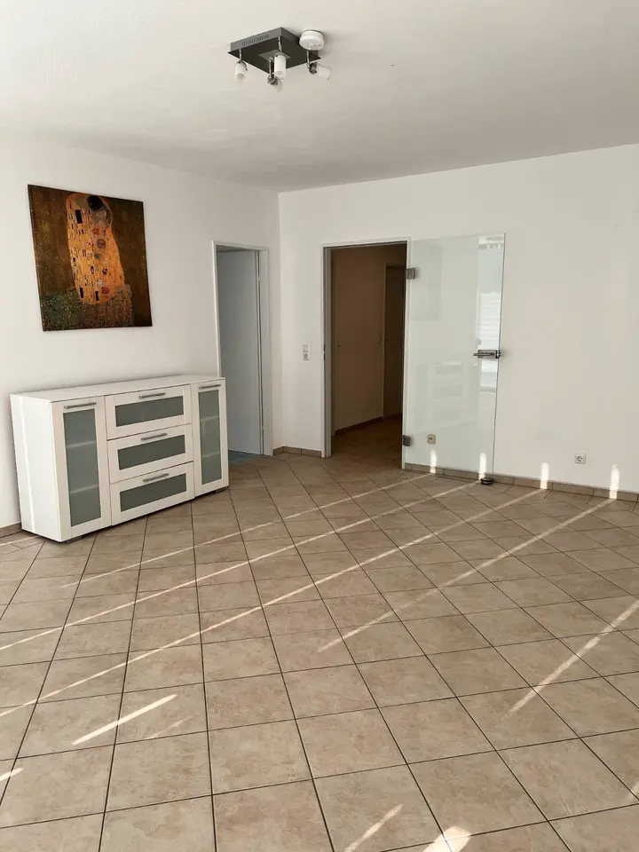2 Zimmer Wohnung mit 67 m² in Aachen – Bild 2