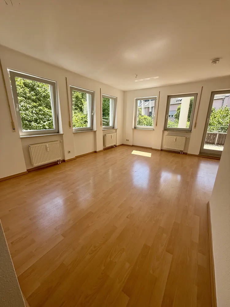 4 room apartment with 72 m² in Chemnitz – Photo 1