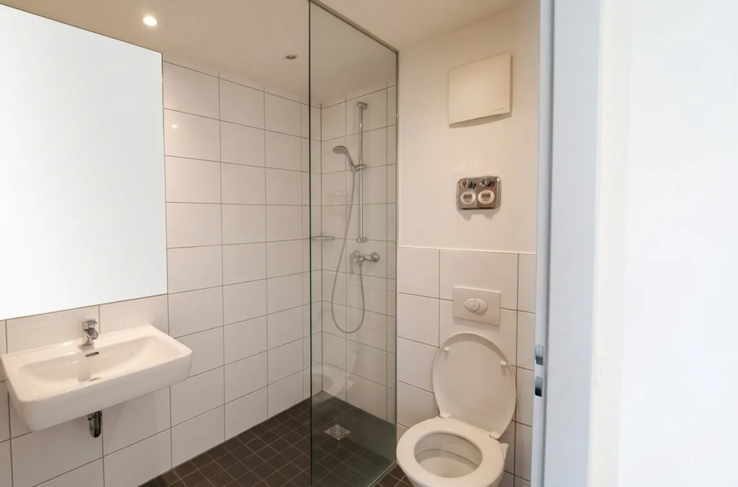 1 room apartment with 28 m² in Dresden – Photo 4