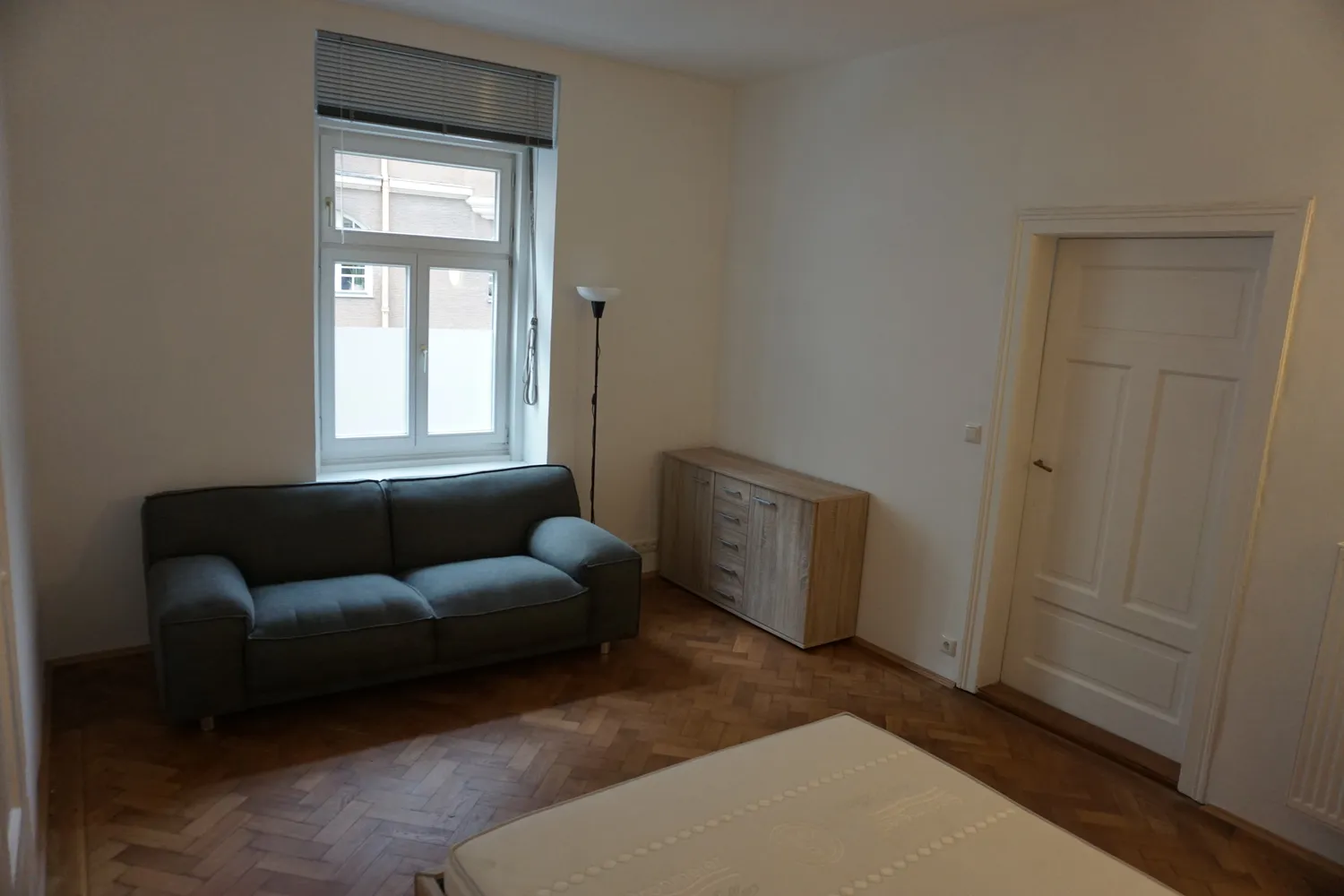 2 Zimmer Wohnung mit 60 m² in München – Bild 6