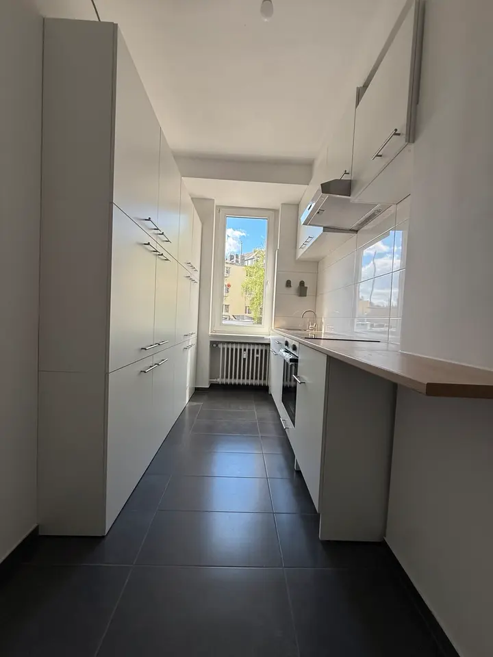 4 Zimmer Wohnung mit 91 m² in Düsseldorf – Bild 3
