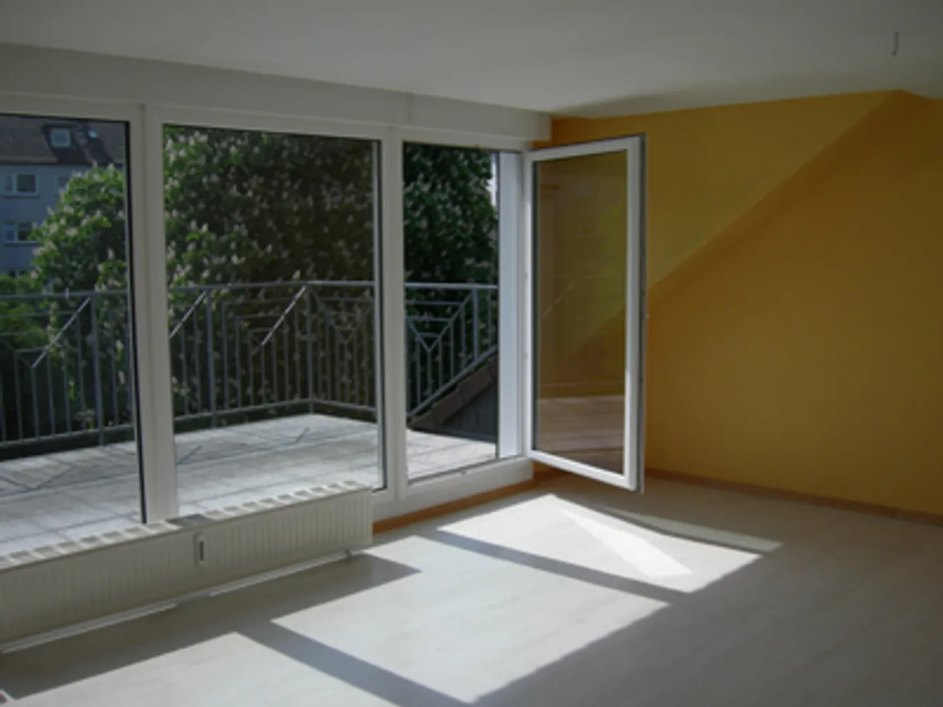 3 Zimmer Wohnung mit 90 m² in Wuppertal – Bild 2