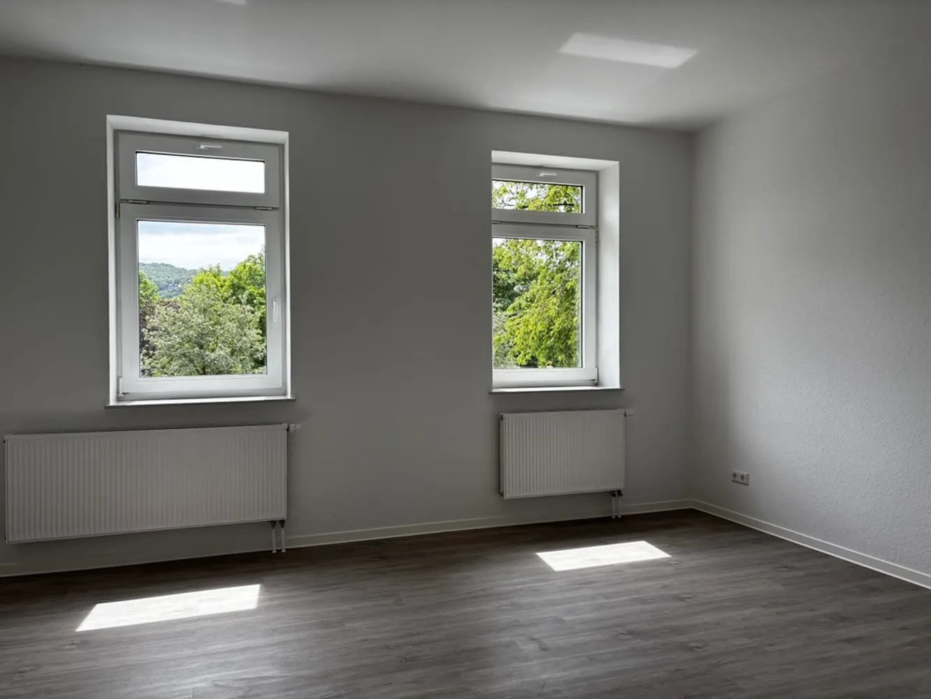 4 Zimmer Wohnung mit 119 m² in Löbau – Bild 2