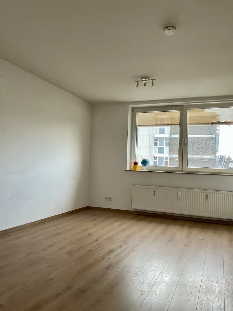 4 Zimmer Wohnung mit 96 m² in Neuss – Bild 2