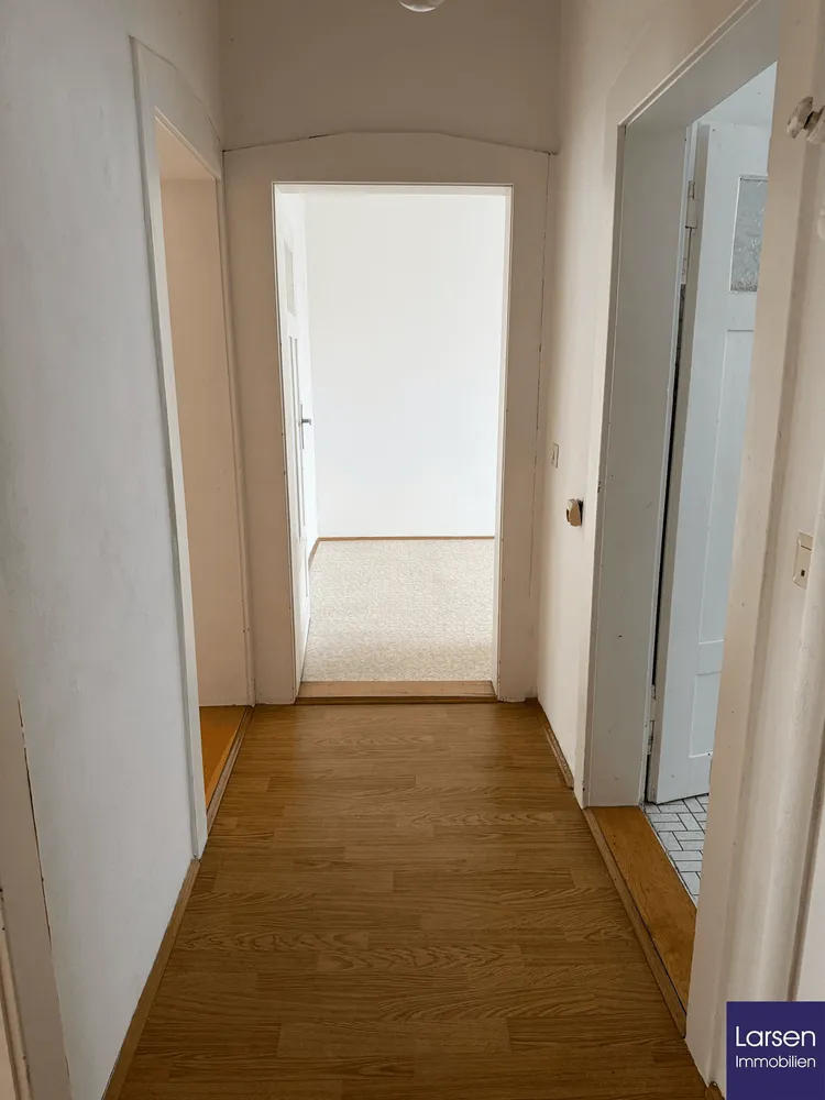 2 Zimmer Wohnung mit 64 m² in Regensburg – Bild 2
